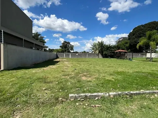 Terreno com 556m², à venda, no bairro Condomínio Loteamento Reserva das Figueiras em São José dos Campos