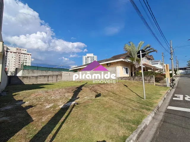 Terreno com 320m², à venda, no bairro Loteamento Villa Branca em Jacareí