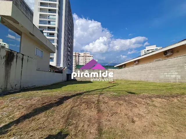 Terreno com 320m², à venda, no bairro Loteamento Villa Branca em Jacareí