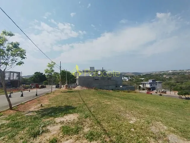 Terreno com 275m², à venda, no bairro Morada dos Nobres em Taubaté