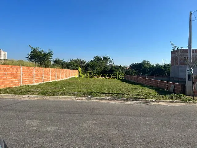 Terreno com 245m², à venda, no bairro Loteamento Parque do Museu em Caçapava