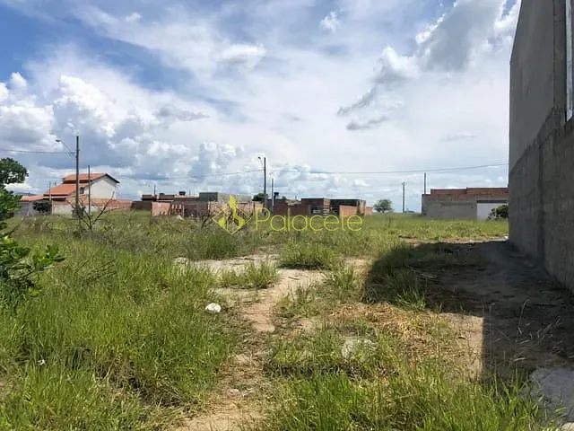 Terreno com 240m², à venda, no bairro Loteamento Residencial e Comercial Araguaia em Pindamonhangaba