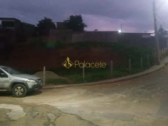 Terreno com 390m², à venda, no bairro Jardim Marlene Miranda em Taubaté