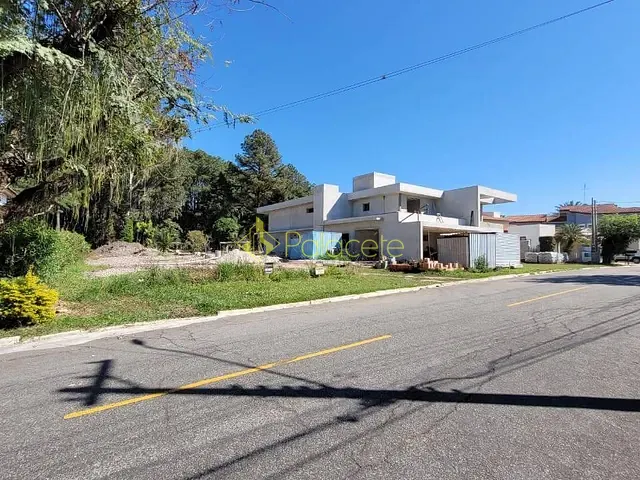 Terreno com 1050m², à venda, no bairro Socorro em Pindamonhangaba