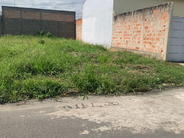Terreno com 200m², à venda, no bairro Cesar Park em Pindamonhangaba