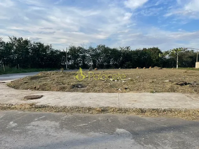 Terreno com 154m², à venda, no bairro Residencial Pasin em Pindamonhangaba