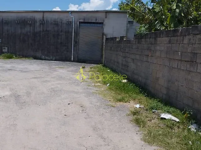 Terreno com 220m², à venda, no bairro Parque  São Cristóvão em Taubaté