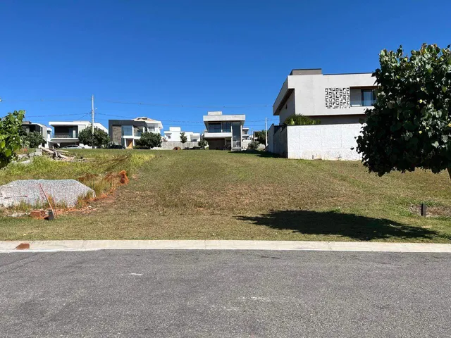 Terreno com 300m², à venda, no bairro Loteamento Residencial Fazenda Casa Grande em Taubaté
