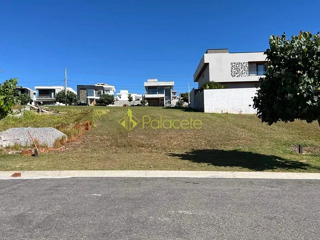 Terreno com 300m², à venda, no bairro Loteamento Residencial Fazenda Casa Grande em Taubaté