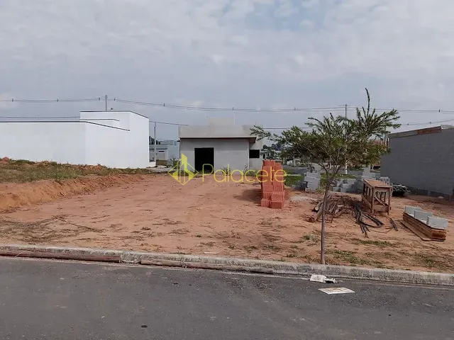 Terreno com 175m², à venda, no bairro Loteamento Industrial Água Preta em Pindamonhangaba