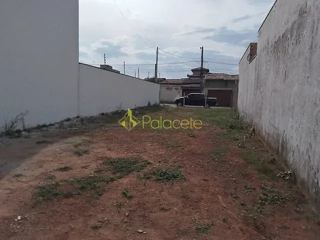 Terreno com 217m², à venda, no bairro Residencial Parque das Palmeiras em Pindamonhangaba