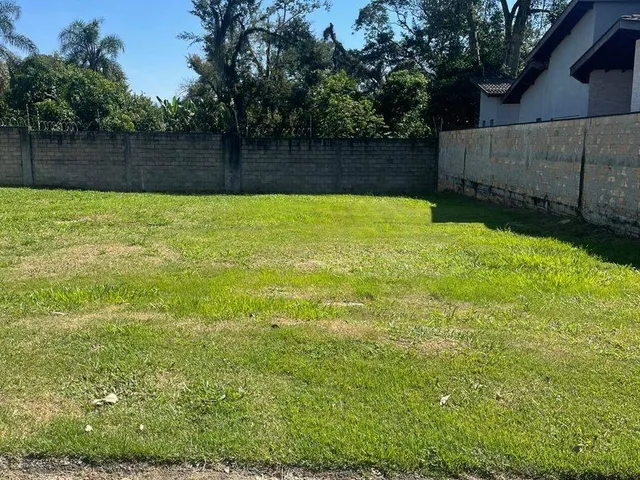 Terreno com 420m², à venda, no bairro Loteamento Residencial Reserva dos Lagos em Pindamonhangaba