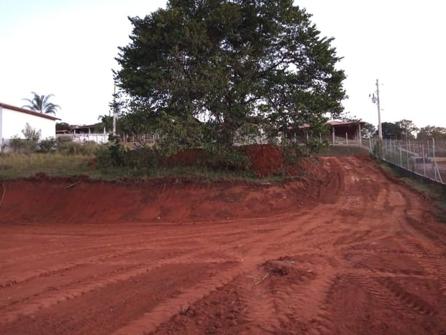Terreno com 1300m², à venda, no bairro Goiabal em Pindamonhangaba