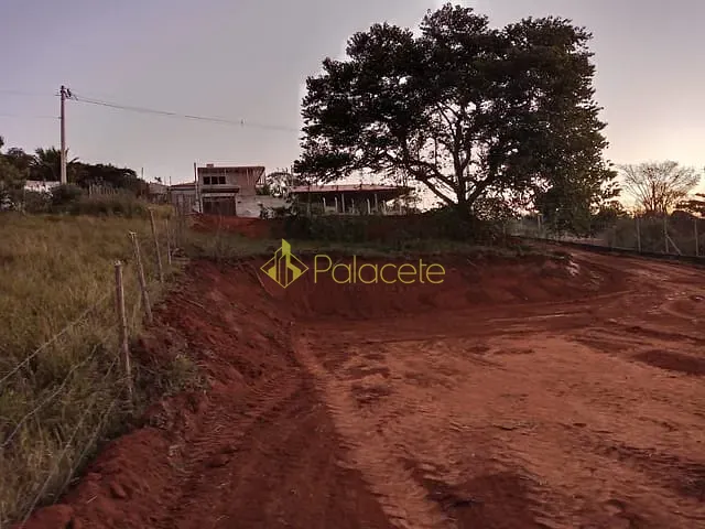 Terreno com 1300m², à venda, no bairro Goiabal em Pindamonhangaba
