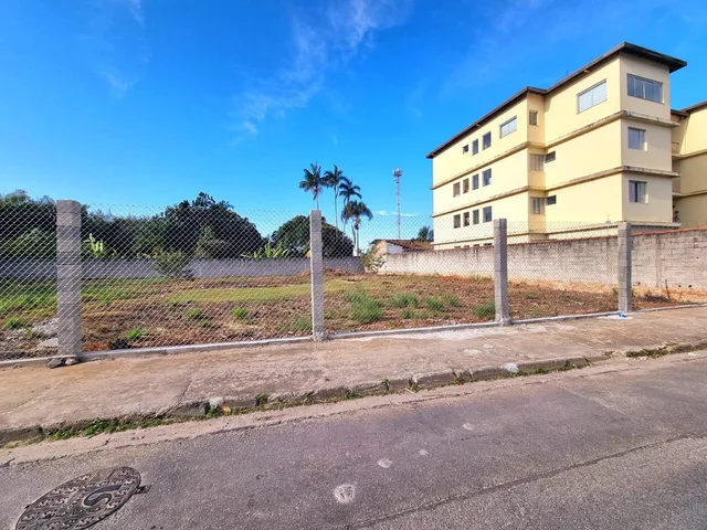 Terreno com 210m², à venda, no bairro Santana em Pindamonhangaba