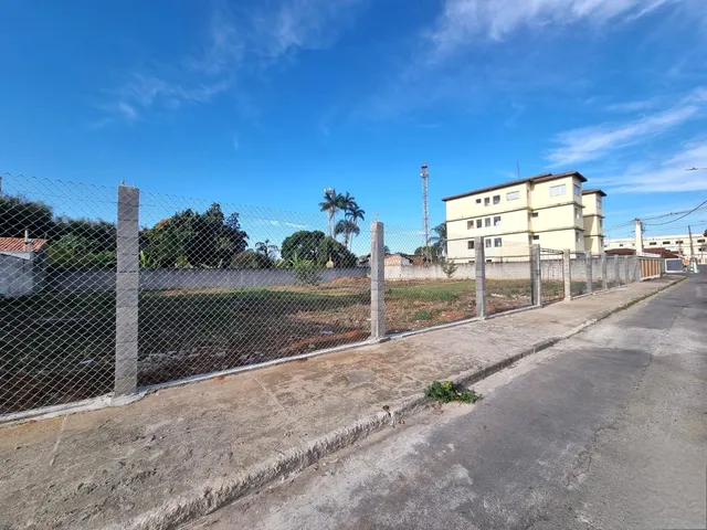 Terreno com 210m², à venda, no bairro Santana em Pindamonhangaba