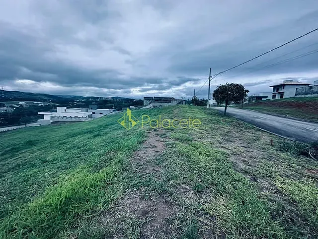 Terreno com 438m², à venda, no bairro Monte Belo em Taubaté