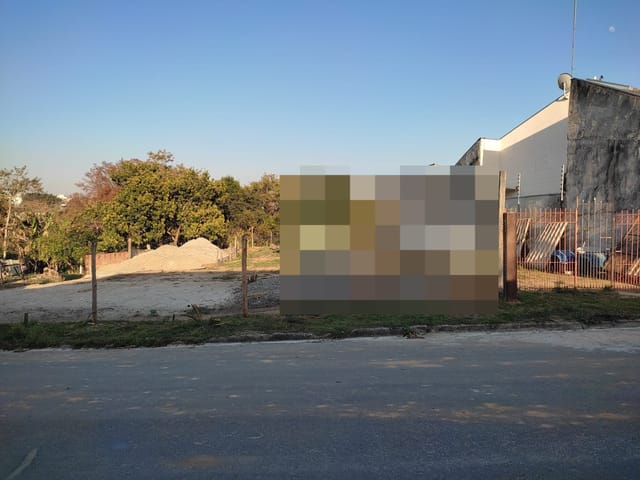 Terreno com 318m², à venda, no bairro Piracangaguá em Taubaté
