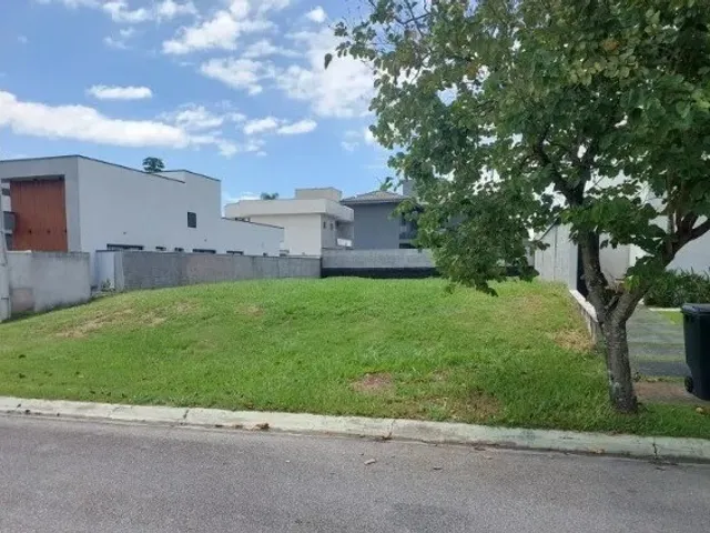 Terreno com 465m², à venda, no bairro Quiririm em Taubaté