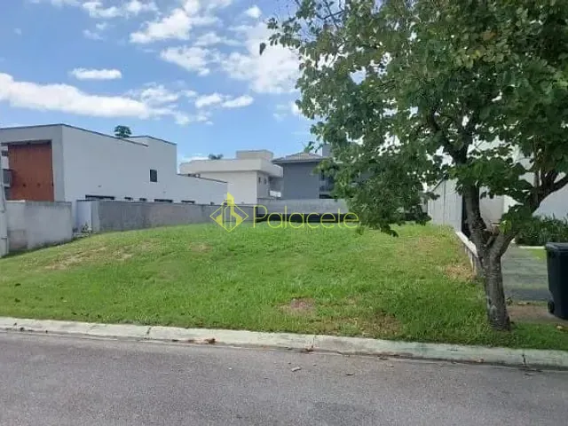 Terreno com 465m², à venda, no bairro Quiririm em Taubaté