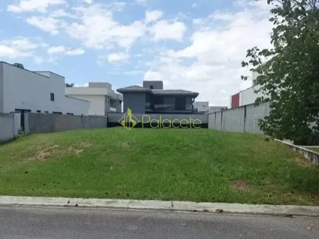Terreno com 465m², à venda, no bairro Quiririm em Taubaté