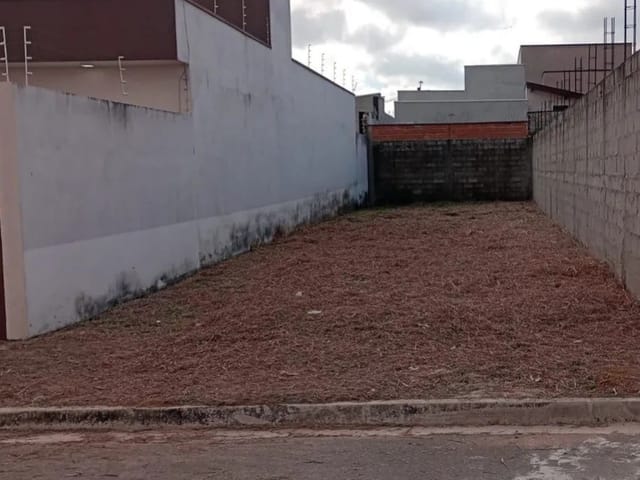 Terreno com 153m², à venda, no bairro Areão em Taubaté