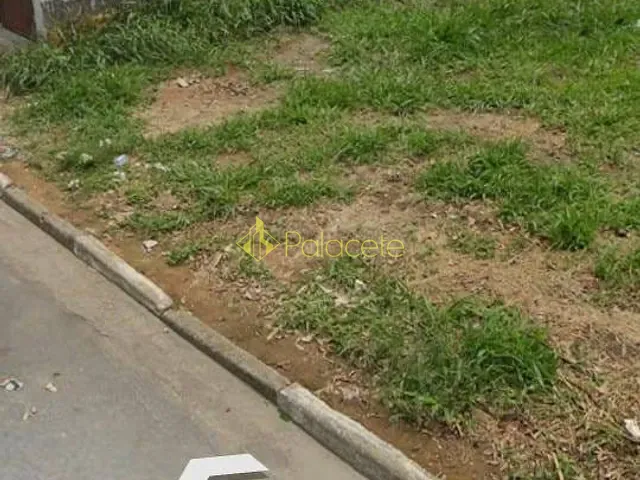 Terreno com 448m², à venda, no bairro Azeredo em Pindamonhangaba