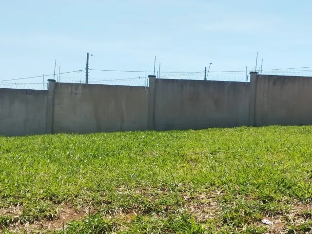 Terreno com 255m², à venda, no bairro Centro em Taubaté