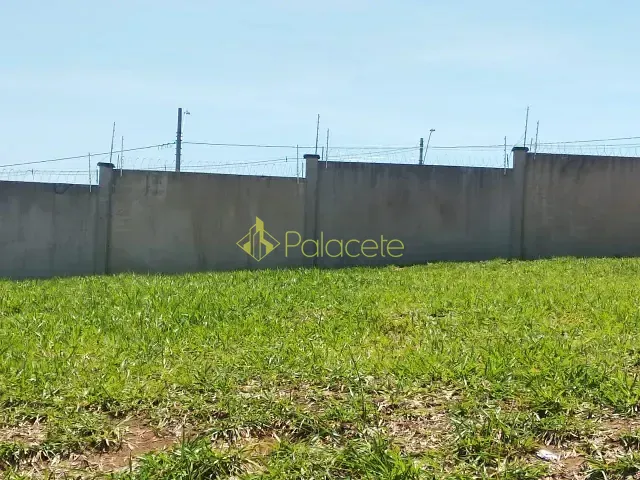 Terreno com 255m², à venda, no bairro Centro em Taubaté