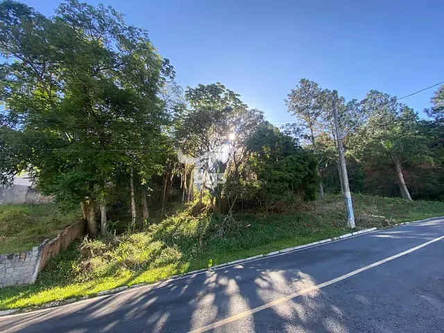 Terreno com 350m², à venda, no bairro Ariribá em Balneário Camboriú