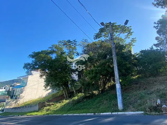 Terreno com 350m², à venda, no bairro Ariribá em Balneário Camboriú