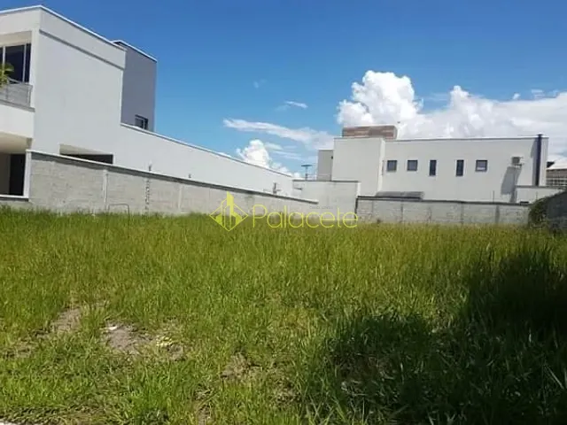 Terreno com 450m², à venda, no bairro Condominio Residencial Real Ville em Pindamonhangaba