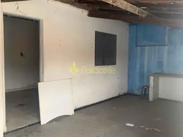 Casa com 350m², à venda, no bairro VILA SÃO JOSE em Pindamonhangaba