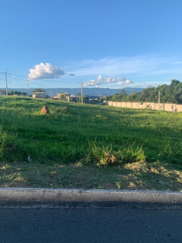 Terreno com 175m², à venda, no bairro Residencial e Comercial Bosque da Imperatriz em Pindamonhangaba