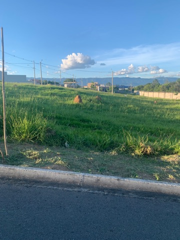 Terreno com 175m², à venda, no bairro Residencial e Comercial Bosque da Imperatriz em Pindamonhangaba