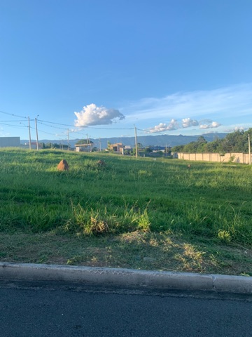 Terreno com 175m², à venda, no bairro Residencial e Comercial Bosque da Imperatriz em Pindamonhangaba