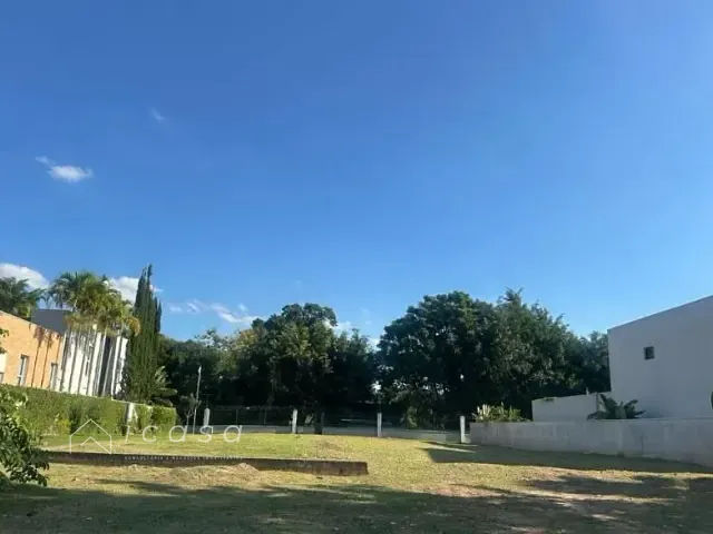 Terreno com 1200m², à venda, no bairro Condomínio Chácara Serimbura em São José dos Campos