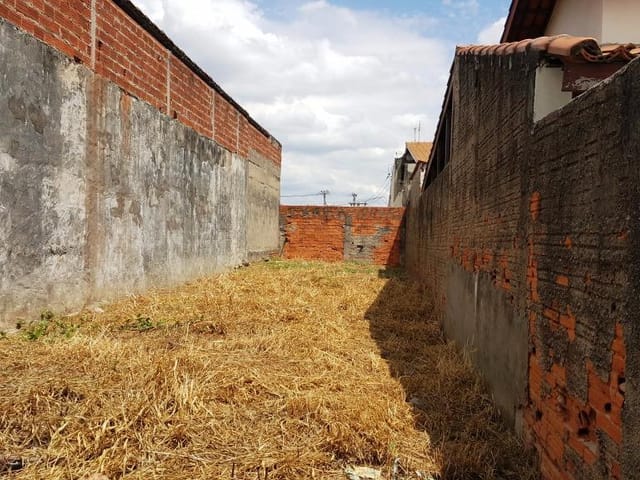 Foto do Terreno - Jardim Santa Cecília - plano - 5x27 | Ary Proenca Negócios Imobiliários Ltda
