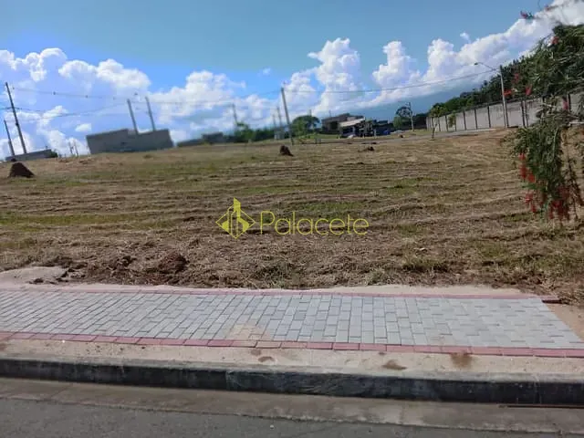 Terreno com 180m², à venda, no bairro Loteamento Industrial Água Preta em Pindamonhangaba
