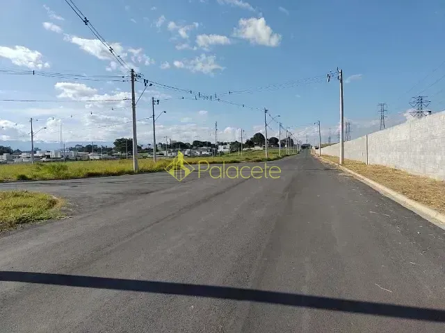 Terreno com 319m², à venda, no bairro Parque das Nações em Pindamonhangaba