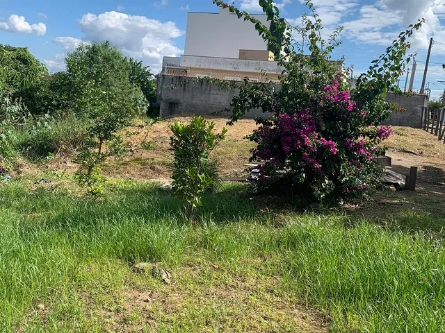 Terreno com 402m², à venda, no bairro Residencial Parque das Palmeiras em Pindamonhangaba