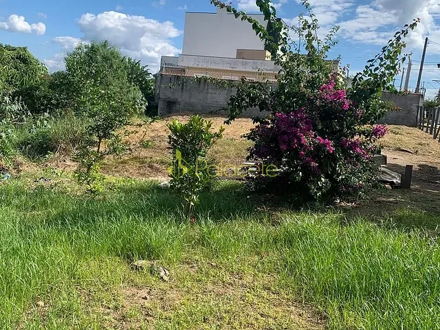 Terreno com 402m², à venda, no bairro Residencial Parque das Palmeiras em Pindamonhangaba