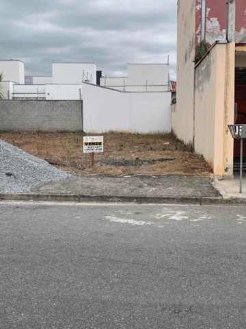 Terreno com 176m², à venda, no bairro Loteamento Residencial e Comercial Flamboyant em Pindamonhangaba