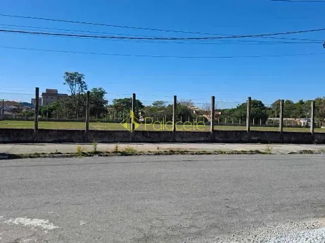 Terreno com 176m², à venda, no bairro Loteamento Residencial e Comercial Flamboyant em Pindamonhangaba