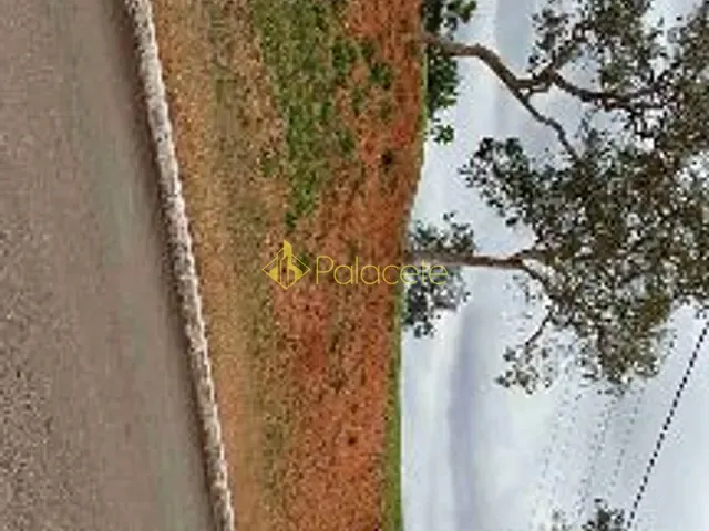 Terreno com 2000m², à venda, no bairro Chácara São Félix em Taubaté