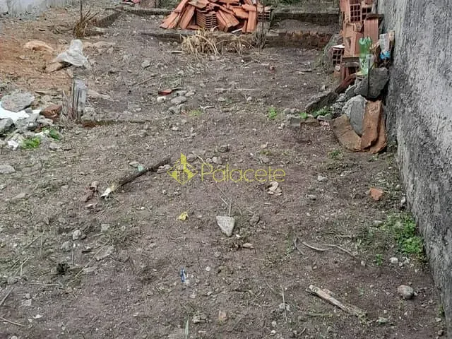 Terreno com 125m², à venda, no bairro Conjunto Residencial Araretama em Pindamonhangaba