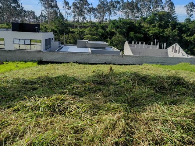 Terreno com 623m², à venda, no bairro Campos do Conde Taubaté em Taubaté