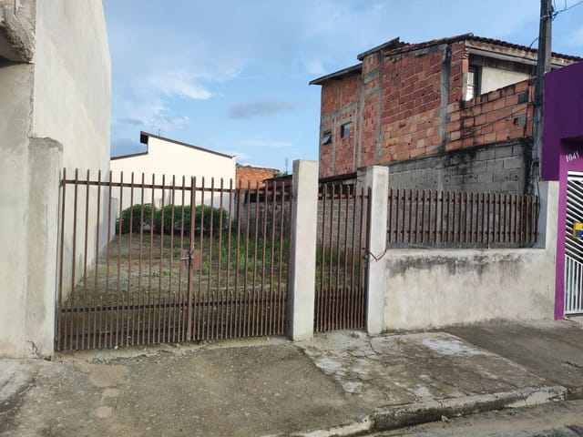 Terreno com 195m², à venda, no bairro Vila Rica em Pindamonhangaba
