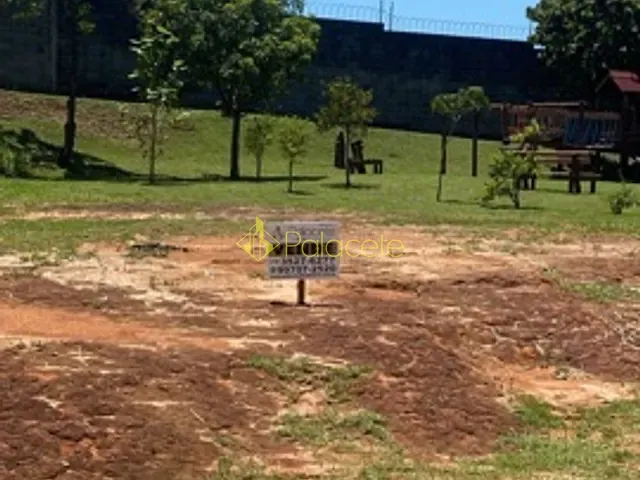 Terreno com 259m², à venda, no bairro Jardim Campo Alegre em Pindamonhangaba