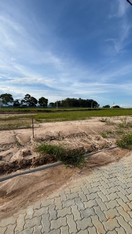 Terreno com 175m², à venda, no bairro Loteamento Industrial Água Preta em Pindamonhangaba
